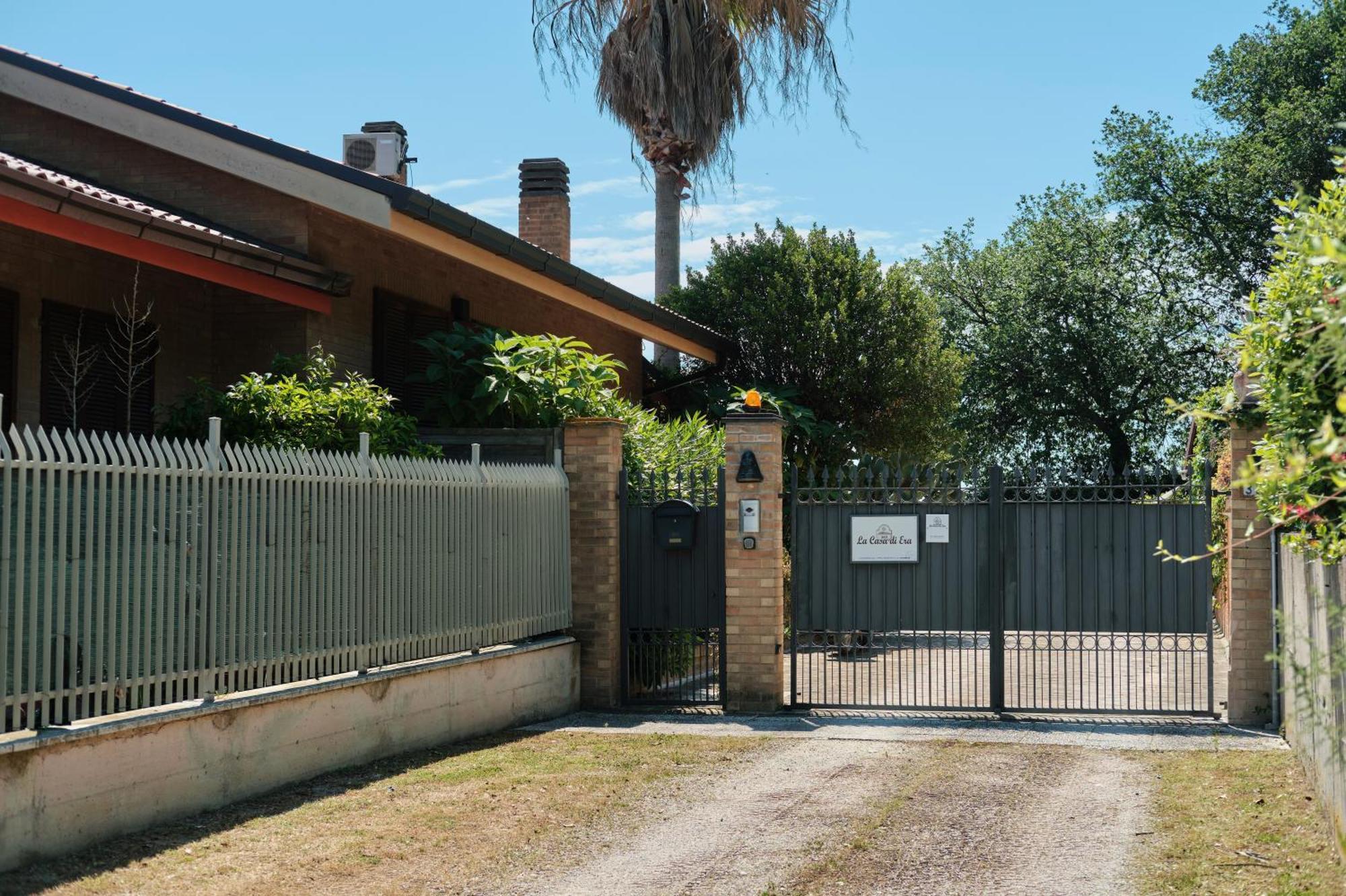B&B La Casa di Era Porto San Giorgio Bagian luar foto