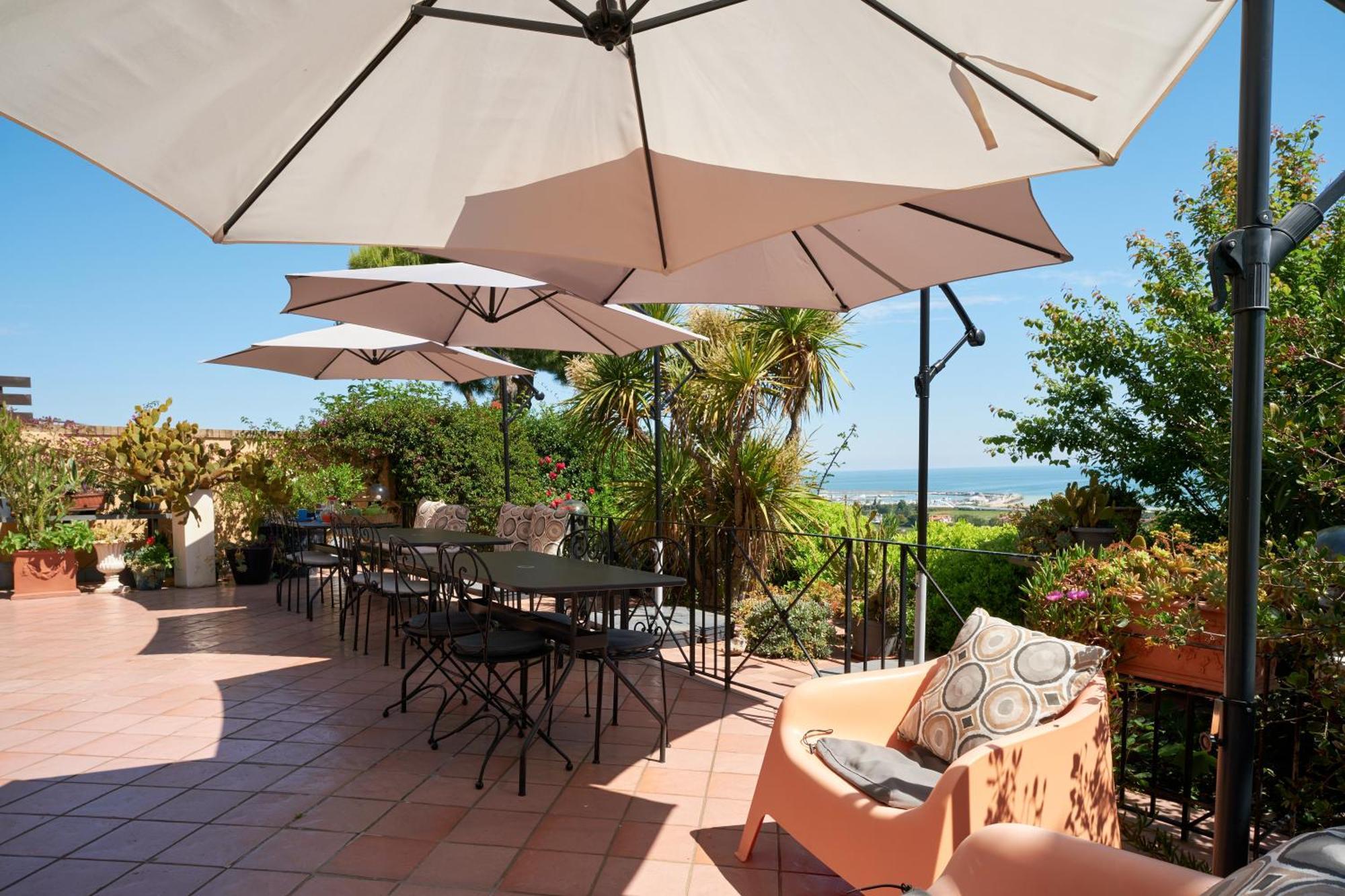 B&B La Casa di Era Porto San Giorgio Bagian luar foto